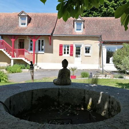 Maison De Charme Pres De Beauval Saint-Cyran-du-Jambot Exterior foto