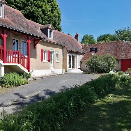 Maison De Charme Pres De Beauval Saint-Cyran-du-Jambot Exterior foto