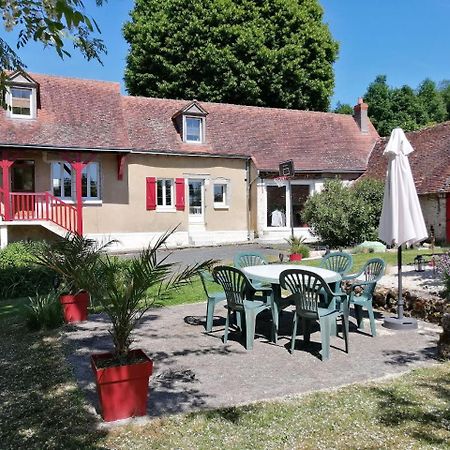 Maison De Charme Pres De Beauval Saint-Cyran-du-Jambot Exterior foto